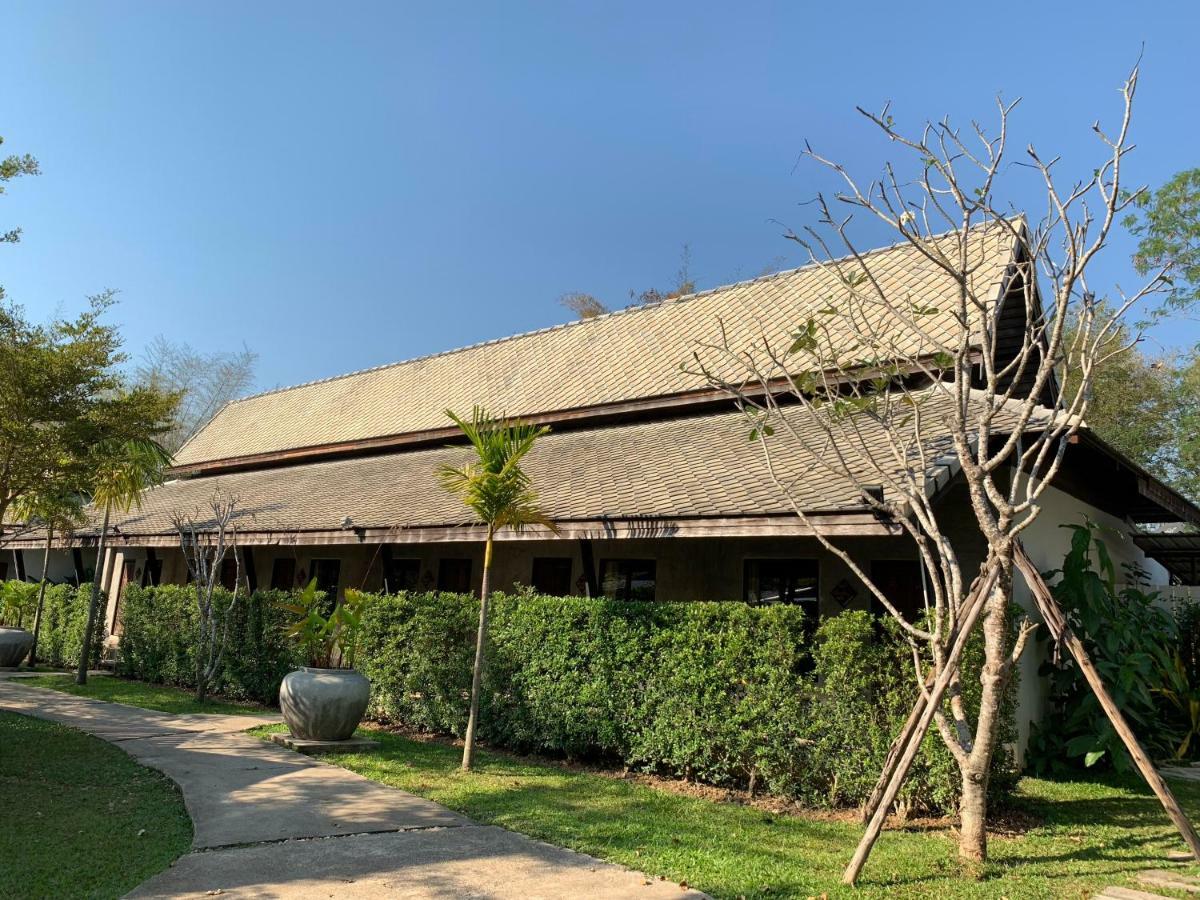 Lampang Resort Bagian luar foto
